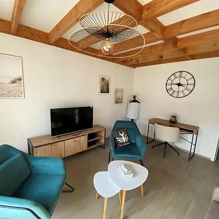 Ferienhaus In With Bbq & Garden